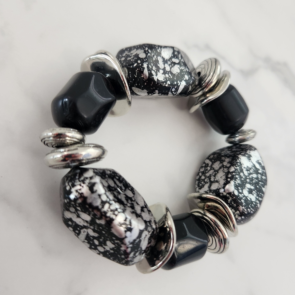 Boho Chunky Black Stones and Silver Bracelet - Picture 7 of 7